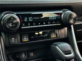 Toyota RAV4 2.5 Hybrid AWD GR SPORT thumbnail 23