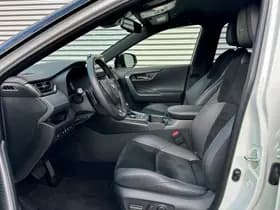 Toyota RAV4 2.5 Hybrid AWD GR SPORT thumbnail 5