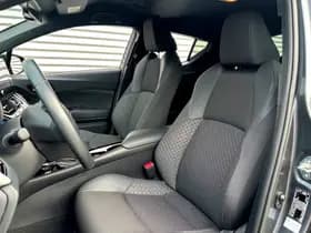 Toyota C-HR 1.8 Hybrid Bi-Tone Winter- +Safety-pakket thumbnail 16