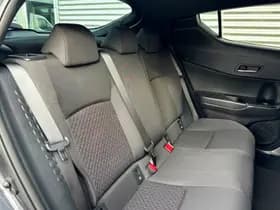 Toyota C-HR 1.8 Hybrid Bi-Tone Winter- +Safety-pakket thumbnail 18