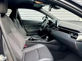 Toyota C-HR 1.8 Hybrid Bi-Tone Winter- +Safety-pakket thumbnail 4