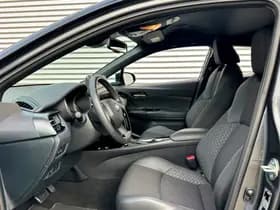 Toyota C-HR 1.8 Hybrid Bi-Tone Winter- +Safety-pakket thumbnail 5