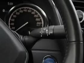 Toyota Camry 2.5 Hybrid Dynamic thumbnail 21