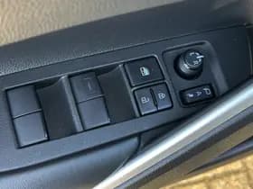 Toyota Corolla Cross Hybrid 200 Advent. / Pano / 4X4 thumbnail 30