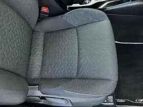 Toyota Corolla Touring Sports 2.0 Hybrid Team thumbnail 14