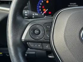 Toyota Corolla Touring Sports 2.0 Hybrid Team thumbnail 19