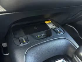 Toyota Corolla Touring Sports 2.0 Hybrid Team thumbnail 26