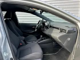 Toyota Corolla Touring Sports 2.0 Hybrid Team thumbnail 4