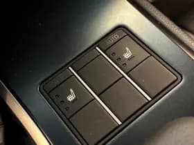 Lexus UX 250h F Sport Design Leer / Navi / Carplay thumbnail 21