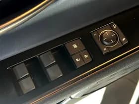 Lexus UX 250h F Sport Design Leer / Navi / Carplay thumbnail 22