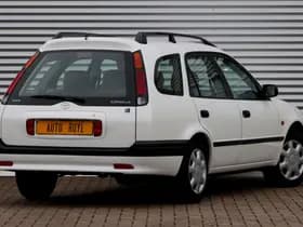 Toyota Corolla thumbnail 2