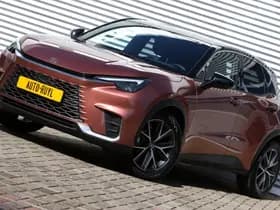 Lexus LBX thumbnail 11