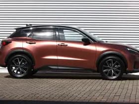 Lexus LBX thumbnail 3