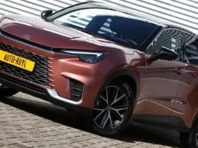 Lexus LBX Cool 2WD 3.955 Km! thumbnail 11