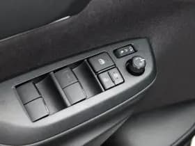 Toyota Yaris Cross 1.5 Hybrid Team-D Navi / Safety+Winter Pack thumbnail 26