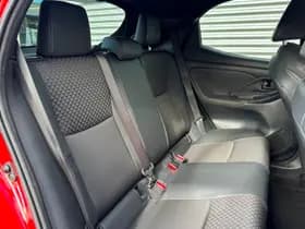 Toyota Yaris 1.5 Hybrid Executive Bi-Tone thumbnail 17