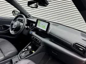 Toyota Yaris 1.5 Hybrid Executive Bi-Tone JBL / HUD thumbnail 14