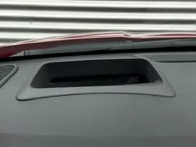 Toyota Yaris 1.5 Hybrid Executive Bi-Tone JBL / HUD thumbnail 27