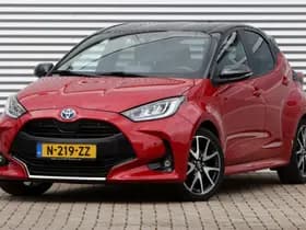Toyota Yaris 1.5 Hybrid Executive Bi-Tone