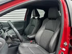 Toyota Yaris 1.5 Hybrid Executive Bi-Tone thumbnail 10