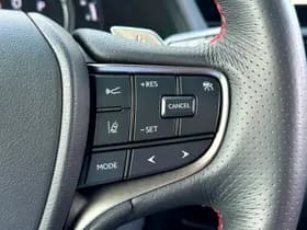 Lexus UX 250h F Sport Line President Pack thumbnail 14