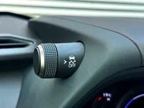 Lexus UX 250h F Sport Line President Pack thumbnail 19