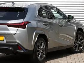 Lexus UX 250h F Sport Line President Pack thumbnail 5
