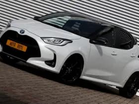 Toyota Yaris 1.5 Hybrid Executive Bi-Tone JBL / HUD thumbnail 11