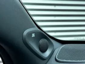 Toyota Yaris 1.5 Hybrid Executive Bi-Tone JBL / HUD thumbnail 27