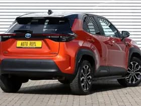 Toyota Yaris Cross thumbnail 2