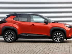 Toyota Yaris Cross thumbnail 3