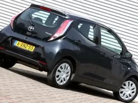 Toyota Aygo thumbnail 12