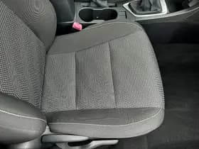 Toyota Auris thumbnail 15