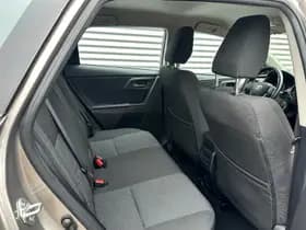 Toyota Auris thumbnail 16