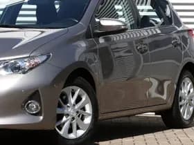 Toyota Auris thumbnail 6