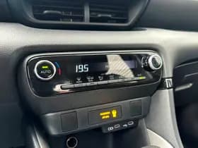 Toyota Yaris thumbnail 20