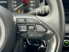 Toyota Yaris thumbnail 22