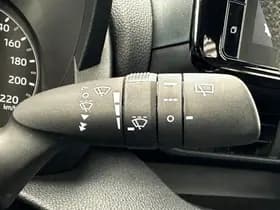 Toyota Yaris thumbnail 24