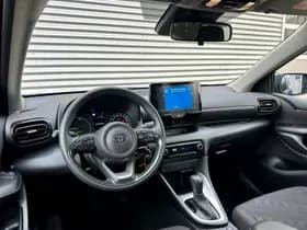 Toyota Yaris thumbnail 9