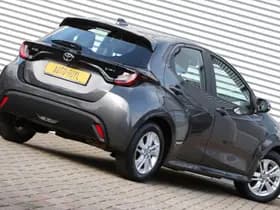 Toyota Yaris thumbnail 12