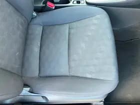 Toyota Yaris thumbnail 15