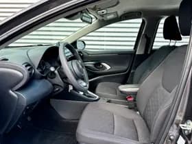 Toyota Yaris thumbnail 5