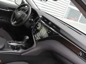 Toyota Camry thumbnail 13