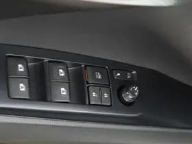 Toyota Camry thumbnail 25