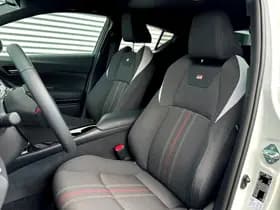 Toyota C-HR thumbnail 16