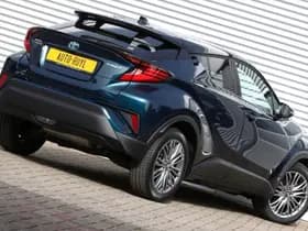 Toyota C-HR thumbnail 12