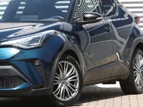 Toyota C-HR thumbnail 6