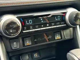 Toyota RAV4 thumbnail 23