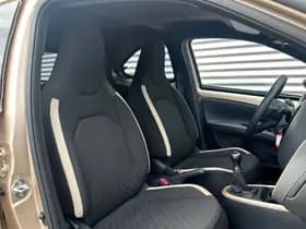 Toyota Aygo X thumbnail 13
