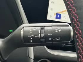 Lexus UX thumbnail 22